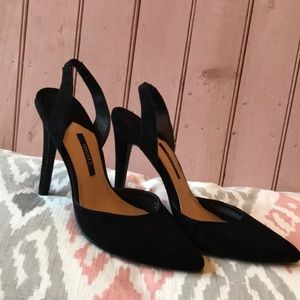 Black pointed toe heels